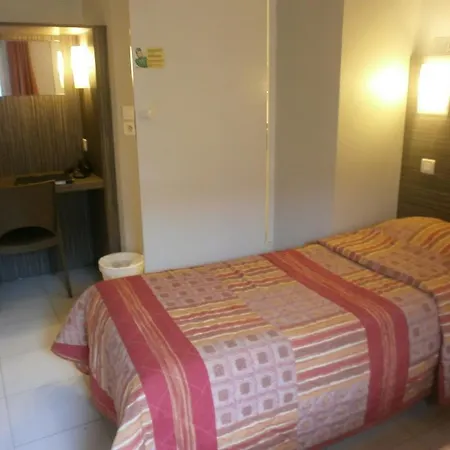 Fasthotel Toulon Hotel 2*