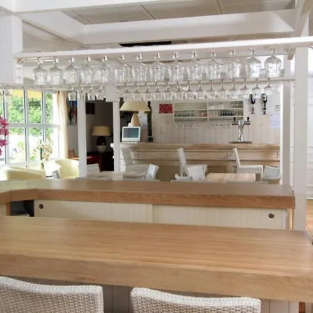 Fasthotel Toulon 2*
